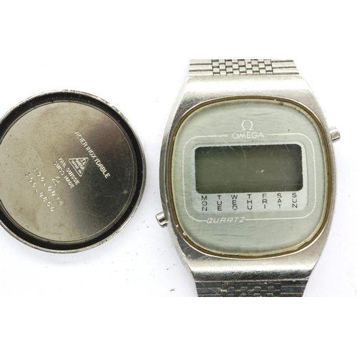 66 - Omega: gents 1978 model digital quartz wristwatch, steel cased on a steel mesh bracelet, requires ba... 