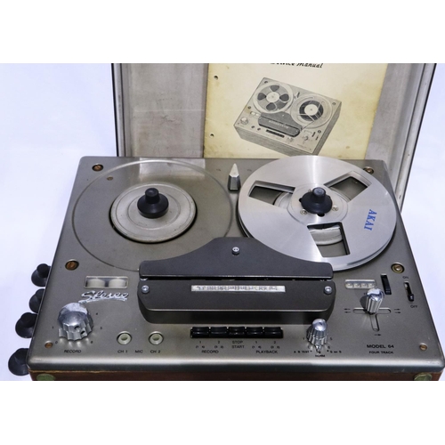 457 - Tandberg tape recorder model 64 with manual. Not available for in-house P&P