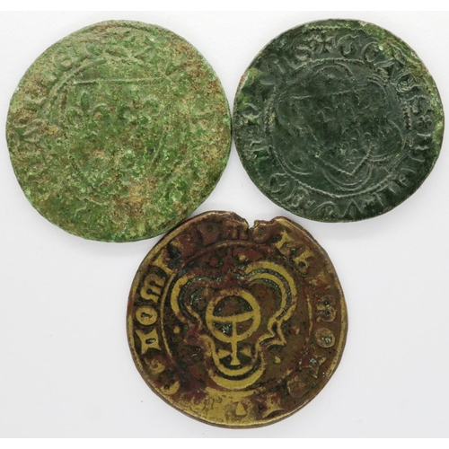 3002 - Three European Medieval Jettons. P&P Group 0 (£5+VAT for the first lot and £1+VAT for subsequent lot... 