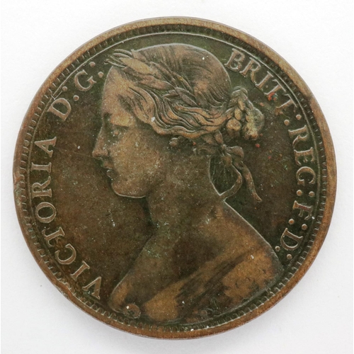 3011 - 1866 Queen Victoria bronze penny. P&P Group 0 (£5+VAT for the first lot and £1+VAT for subsequent lo... 