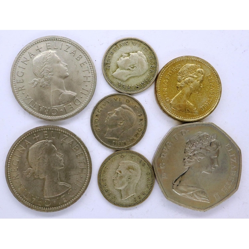 3109 - Selection of mixed UK coinage comprising of Cinzand £1 coin 1983, 1975 50p coin, three sixpences fro... 