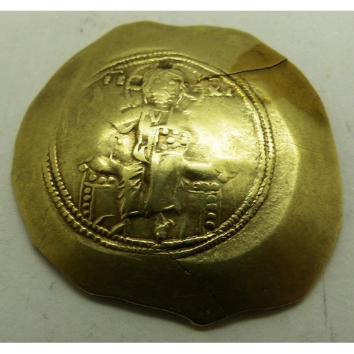 3118 - Byzantine Empire Gold/Electrum Hyperpyron, Christ seated. P&P Group 0 (£5+VAT for the first lot and ... 