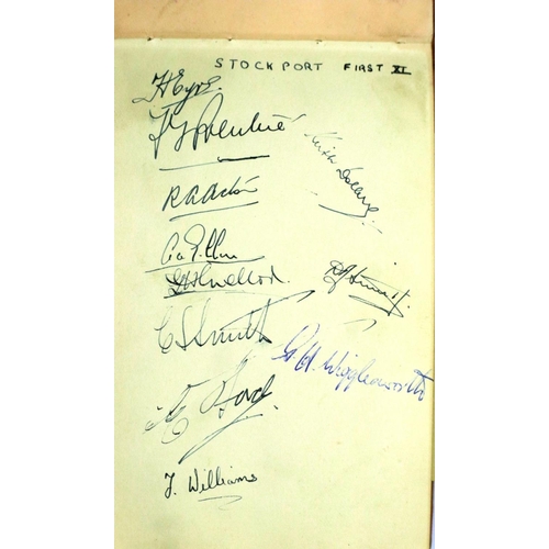 2034 - Autograph book with cricket players signatures including Dennis Compton. P&P Group 1 (£14+VAT for th... 