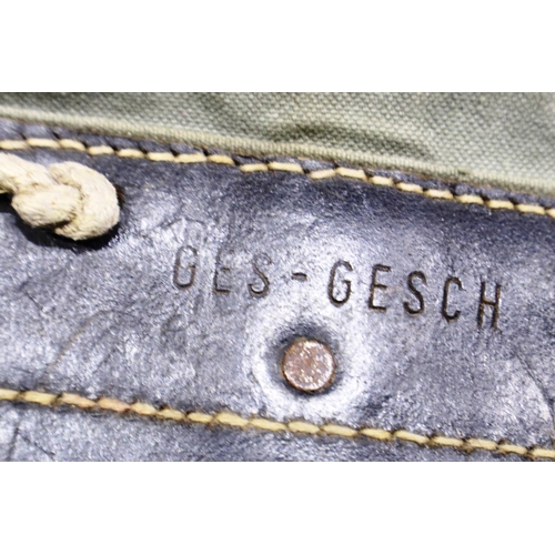 2087 - German WWII mountain troops (Heer) issue tornister bag, in very good condition. P&P Group 2 (£18+VAT... 