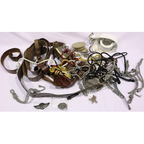 2088 - Mixed uniform components to include a Sam Browne belt, cap badges, braids etc. P&P Group 2 (£18+VAT ... 