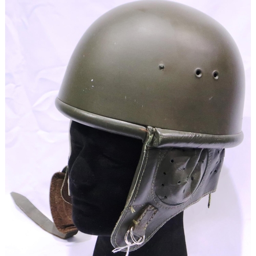 2126 - An East German NVA Para helmet with leather liner. P&P Group 2 (£18+VAT for the first lot and £3+VAT... 