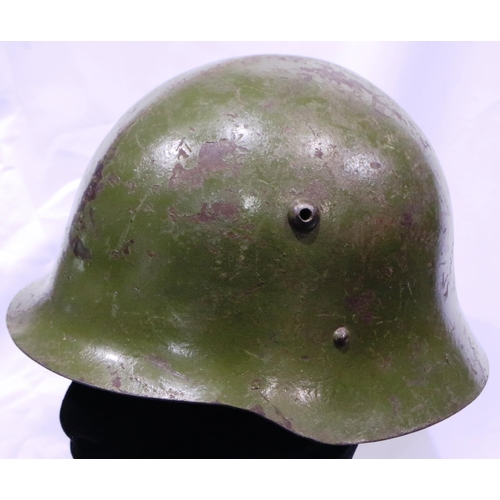 2144 - Bulgarian WWII steel helmet with leather liner. P&P Group 2 (£18+VAT for the first lot and £3+VAT fo... 