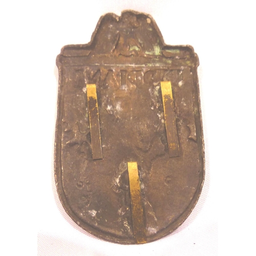 2186 - Late WWII German arm shield in bronze; Lapland. P&P Group 1 (£14+VAT for the first lot and £1+VAT fo... 