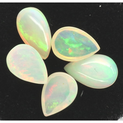 105 - Quantity of loose pear shaped opals, largest 8.5 mm. P&P Group 1 (£14+VAT for the first lot and £1+V... 