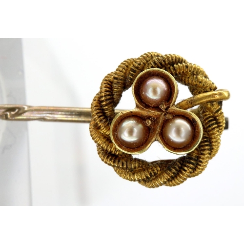 25 - 15ct gold stick pin set with seed pearls, L: 50 mm, 1.5g. P&P Group 1 (£14+VAT for the first lot and... 