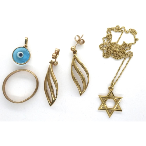 46 - Mixed 9ct gold: band ring (mis-shapen), Star of David pendant and a pair of earrings, combined 6.7g.... 