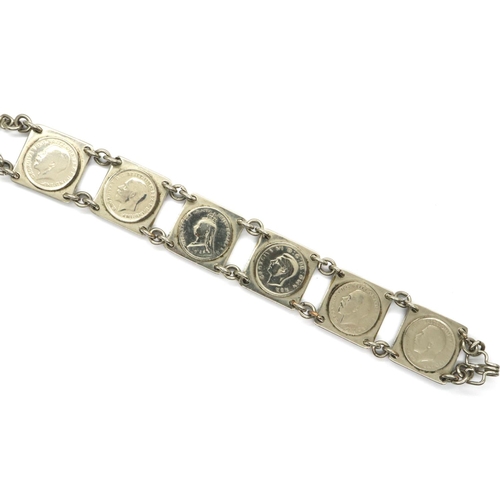 51 - Bracelet of mounted, not pierced, silver threepences, L: 18 cm. P&P Group 1 (£14+VAT for the first l... 