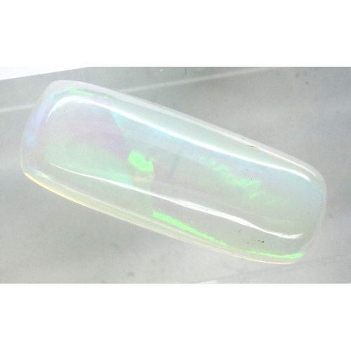 86 - Loose elongated opal, 22 mm, 1.4g. P&P Group 1 (£14+VAT for the first lot and £1+VAT for subsequent ... 