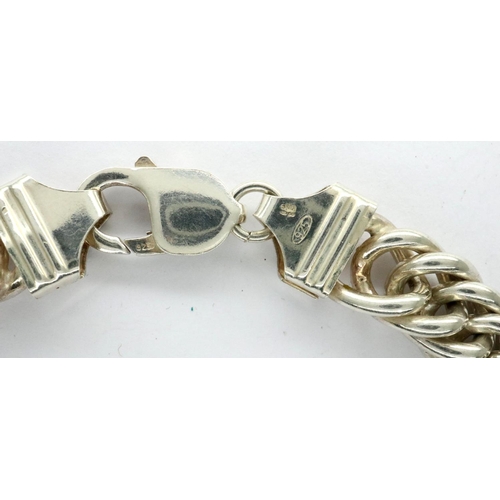 87 - Gents 925 heavy silver bracelet, L: 18 cm, 56g. P&P Group 1 (£14+VAT for the first lot and £1+VAT fo... 