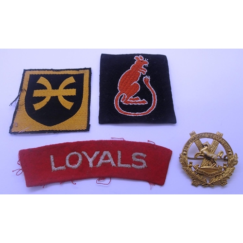 2193 - Desert Rats embrodiered sleeve patch and two others. P&P Group 1 (£14+VAT for the first lot and £1+V... 