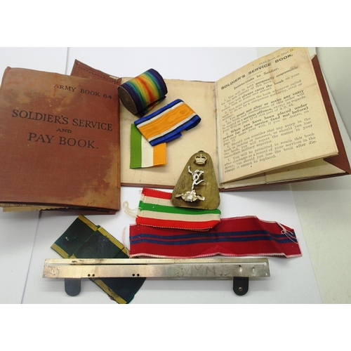 2241 - Mixed original ribbons including a roll of WWI Victory ribbon together with two soldiers service pay... 