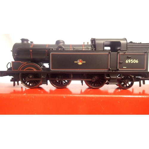 2022 - OO scale Hornby R2178B, class N2, Black, 69506, Late Crest, repair to chassis, coal fitted, box with... 