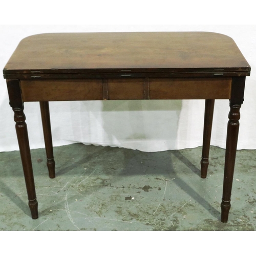 3027 - A 19th century mahogany fold over tea table with single drawer and turned supports, 92 x 90 x 72 cm ... 