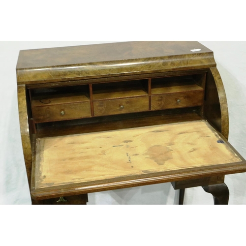 3036 - An early 20th century burr walnut Bonheur du jour with cylinder front and fitted interior, 70 x 44 x... 