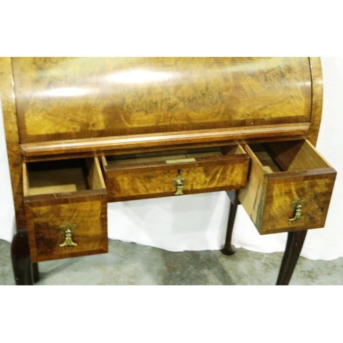 3036 - An early 20th century burr walnut Bonheur du jour with cylinder front and fitted interior, 70 x 44 x... 