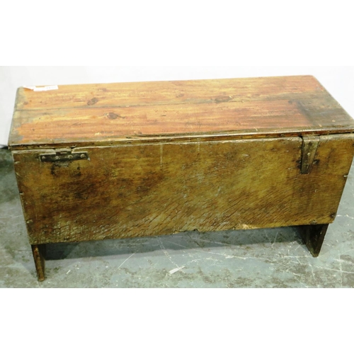 3048 - An 18th century pine coffer of simple construction with two plank top and later carved front, 99 x 3... 