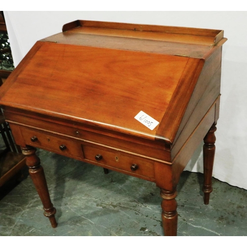 3069 - A Victorian pine clerks desk with fitted interior and two lower drawers with later alterations, 86 x... 