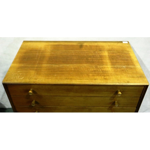 3101 - A mid 20th century chest of five graduated long drawers by Hand Craft Furniture, 84 x 48 x 93 cm H, ... 