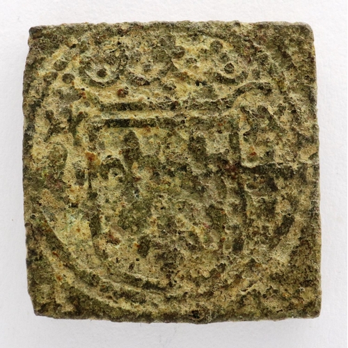 136 - Heraldric applique boss/token, L: 18 mm. P&P Group 0 (£5+VAT for the first lot and £1+VAT for subseq... 