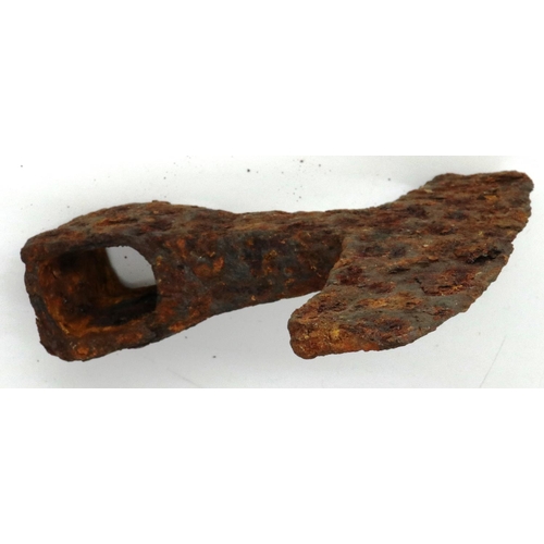 155 - Late Iron Age forged iron axe hammer. P&P Group 1 (£14+VAT for the first lot and £1+VAT for subseque... 