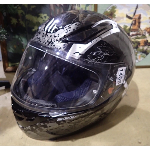 1405 - Motorcycle helmet DOT approved. Not available for in-house P&P