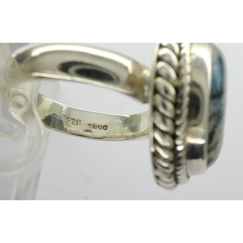 102 - Mixed 925 silver rings, sizes N-W. P&P Group 1 (£14+VAT for the first lot and £1+VAT for subsequent ... 