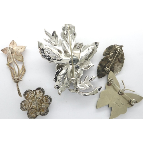 83 - Five 925 silver brooches including an abalone butterfly brooch, largest H: 70 mm. P&P Group 1 (£14+V... 