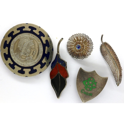 9 - Five silver brooches including a hallmarked choir brooch, largest D: 55 mm. P&P Group 1 (£14+VAT for... 