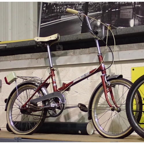 1004 - Folding Elswick single speed bike. Not available for in-house P&P