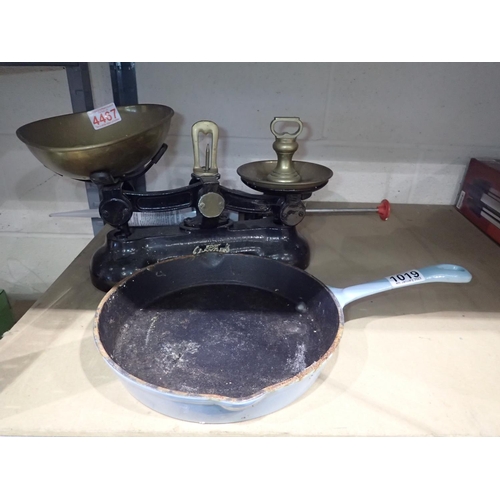 1019 - Cast iron and brass chemist scales with weights and a cast iron frying pan. Not available for in-hou... 