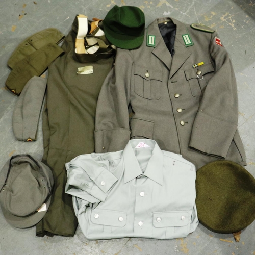 2086 - Post war German uniform components including a tunic, caps, breeches etc. P&P Group 3 (£25+VAT for t... 