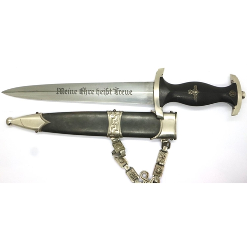 2109 - Third Reich Late War Waffen SS leaders dagger with suspension chain and scabbard. P&P Group 2 (£18+V... 