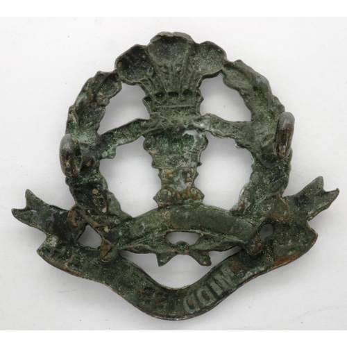 2148 - WWI British 1st Volunteer Battalion, Middlesex Regiment cap badge. P&P Group 1 (£14+VAT for the firs... 