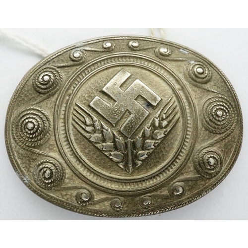 2150 - WWII German Retired Womens Labour Corps silver grade scarf brooch. P&P Group 1 (£14+VAT for the firs... 