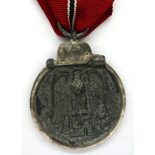 2179 - WWII German Eastern Front medal. P&P Group 1 (£14+VAT for the first lot and £1+VAT for subsequent lo... 