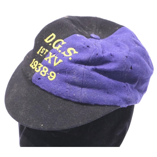 2191 - Dartford Grammar School 1st XV 1938-9 felt team cap, named to label PP Lawrance. Some moth holes, ma... 