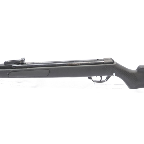 2199 - BSA Comet Evo Synthetic 22 air rifle with silencer. P&P Group 3 (£25+VAT for the first lot and £5+VA... 