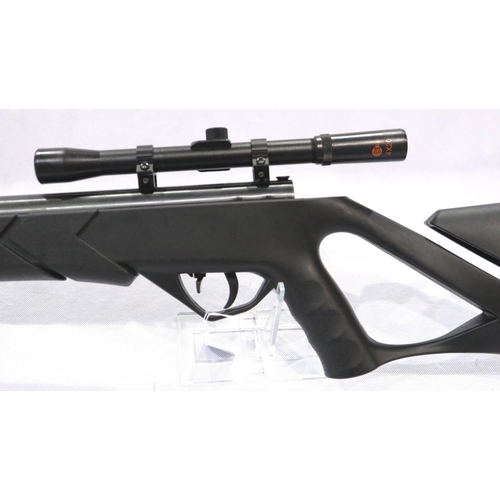 2200 - Magtech 22 air rifle with scope, break barrel spring action. P&P Group 3 (£25+VAT for the first lot ... 