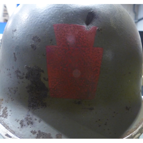 2024 - WWII US 28th Infantry Division swivel bale front seam helmet. P&P Group 2 (£18+VAT for the first lot... 