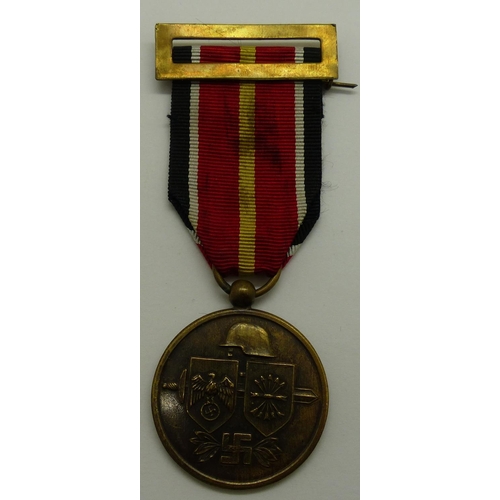 2180D - German Blue Division Eastern Front medal, presented to Spanish volunteers. P&P Group 1 (£14+VAT for ... 