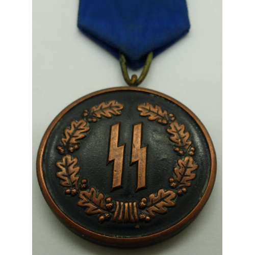 2180F - German SS 4 Years Service medal in bronze. P&P Group 1 (£14+VAT for the first lot and £1+VAT for sub... 