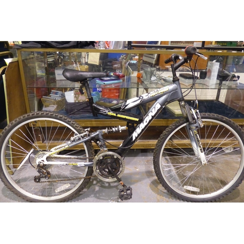 1011 - Magna RX PRO 18 inch frame full suspension mountain bike, with rebound front folks, spring back susp... 