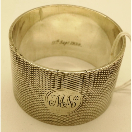 89 - London Collet & Anderson hallmarked silver George V napkin ring 1930, D: 45 mm, 54g. P&P Group 1 (£1... 