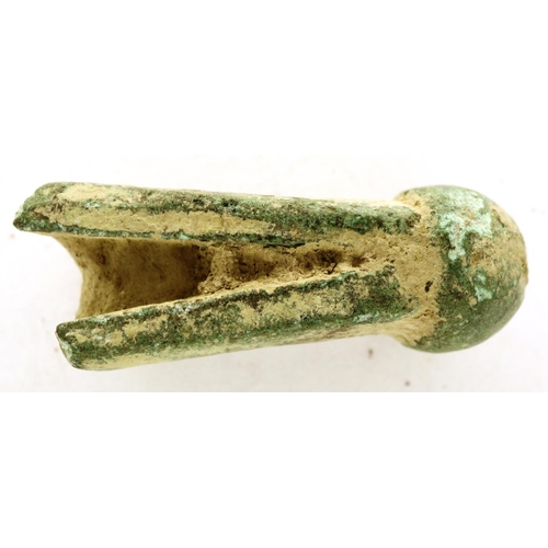 142 - Roman Bronze phallus/fertility charm, L: 25 mm. P&P Group 0 (£5+VAT for the first lot and £1+VAT for... 