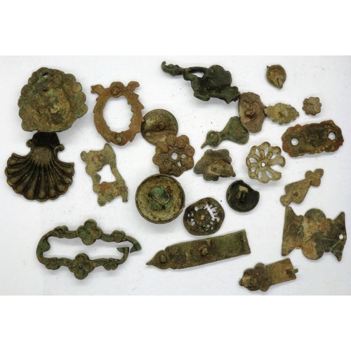 160 - Collection of medieval ornate appliques, largest L: 65 mm. P&P Group 0 (£5+VAT for the first lot and... 